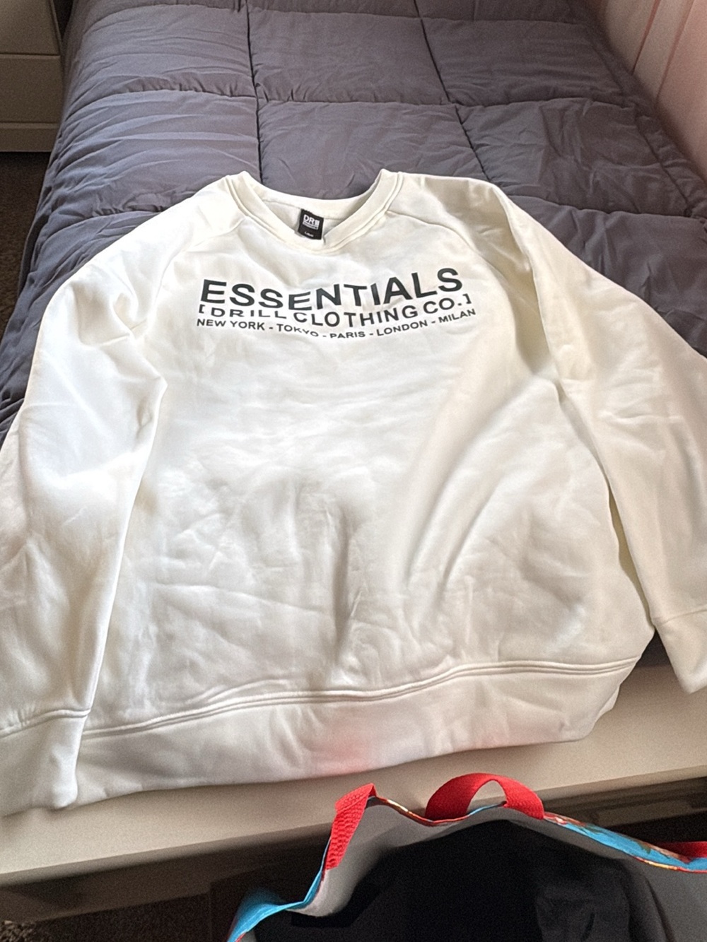 ESSENTIALS White Crewneck Sweatshirt